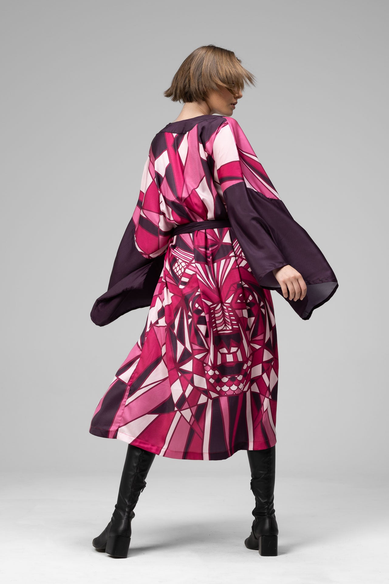 Flow Kimono: Magenta